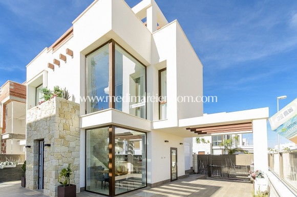 Villa - New build - Los Montesinos - M-92372