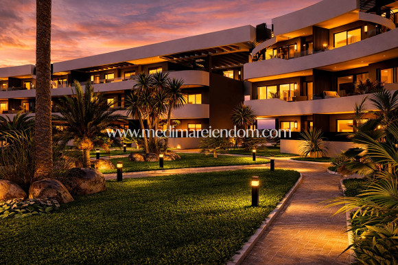 Apartamento en planta baja - Obra Nueva - Los Alcazares - NB-42619