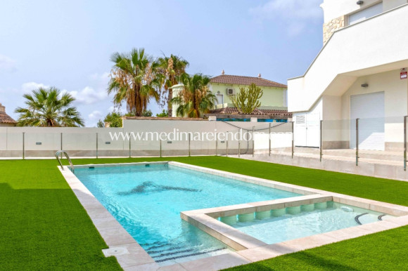 Apartment - Verkauf - Orihuela Costa - M-12005