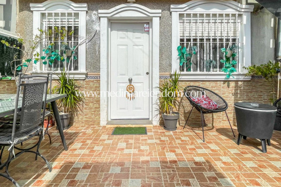 Brukt bolig - Bungalow - Torrevieja - La Siesta - El Salado -  Torreta
