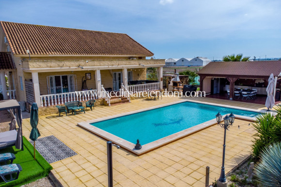 Brukt bolig - Finca - Albatera