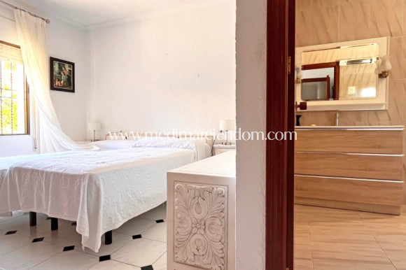 Brukt bolig - Frittliggende villa - Orihuela Costa - Cabo Roig