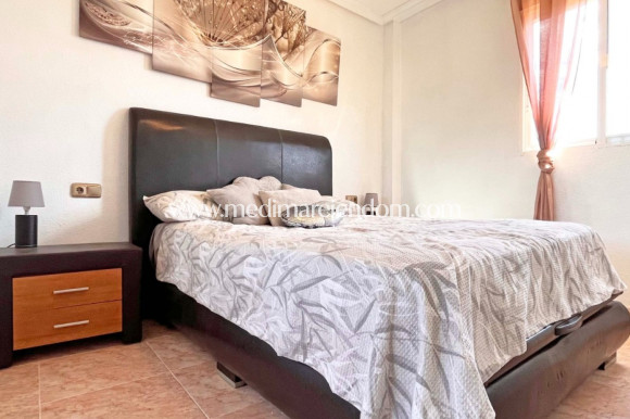 Brukt bolig - Frittliggende villa - Orihuela Costa - La Zenia