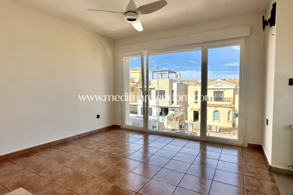 Brukt bolig - Frittliggende villa - Orihuela Costa - Villamartín