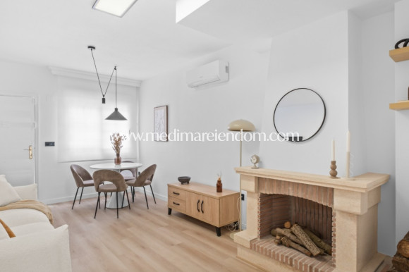 Brukt bolig - Frittliggende villa - Orihuela Costa - Villamartín
