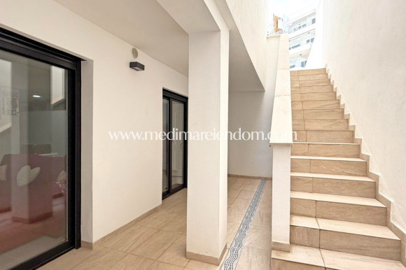Brukt bolig - Frittstående villa - Orihuela Costa - Villamartín