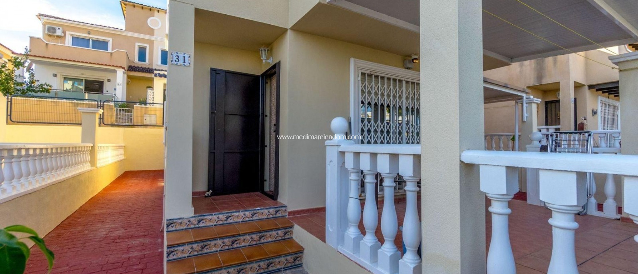 Brukt bolig - Frittstående villa - Orihuela Costa - Villamartín