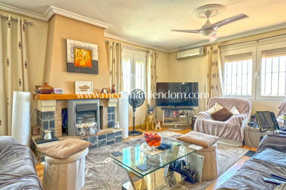 Brukt bolig - Frittstående villa - Torrevieja - Los Balcones - Los Altos del Edén
