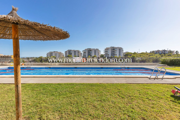 Brukt bolig - Leilighet - Orihuela Costa - Villamartín-Las Filipinas