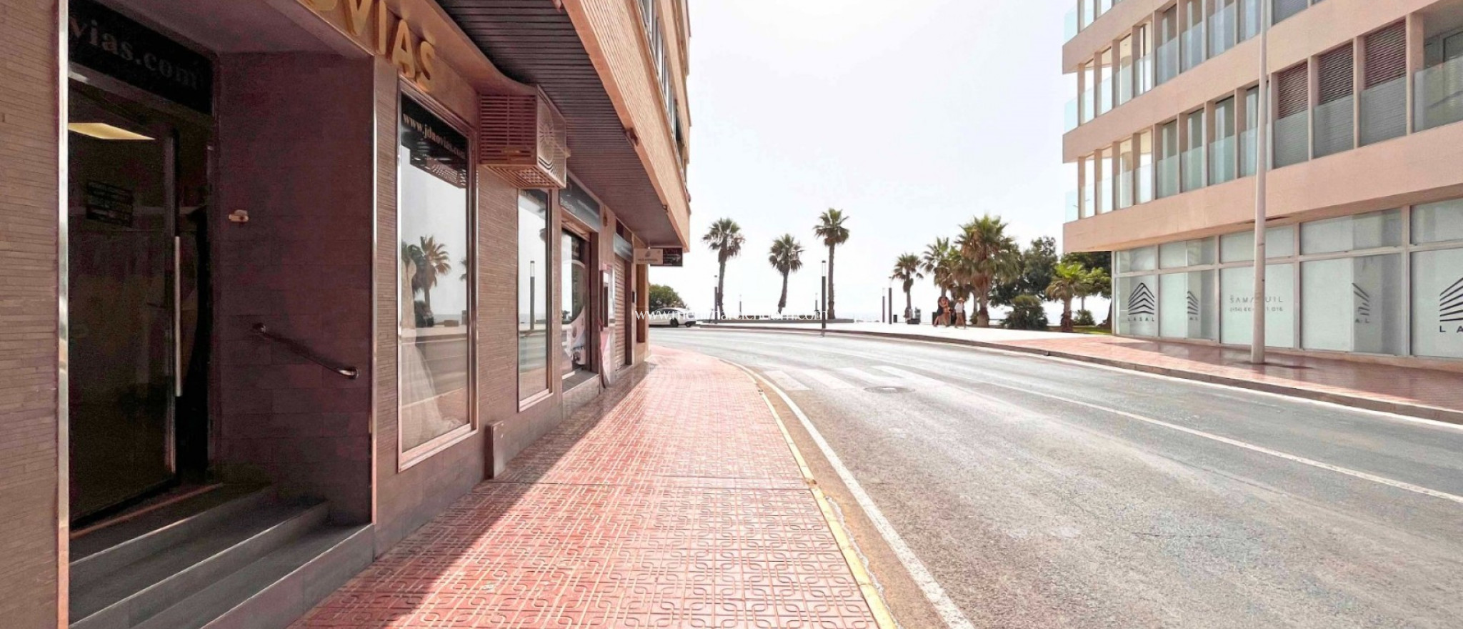 Endursala - Auglýsing - Torrevieja - Playa del Cura