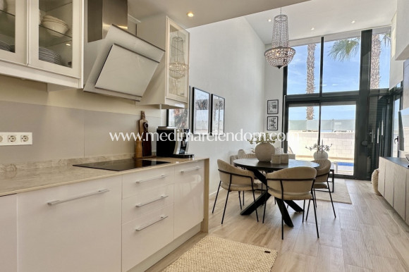 Endursala - Einbýlishús - Orihuela Costa - Lomas de Cabo Roig