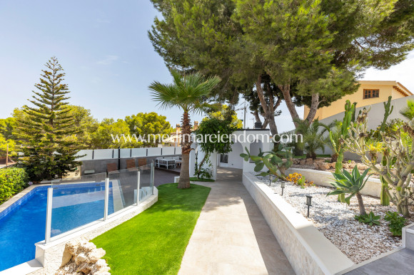 Endursala - EINBÝLISHÚS - Torrevieja - Los Balcones
