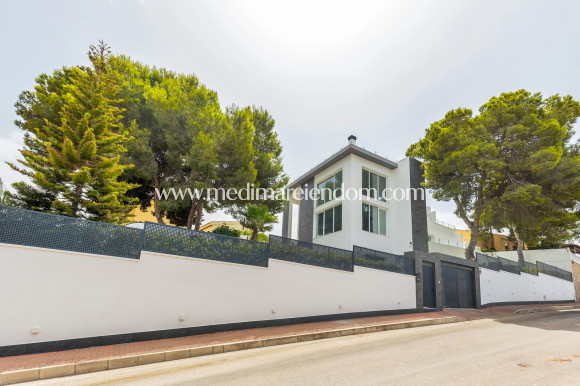 Endursala - EINBÝLISHÚS - Torrevieja - Los Balcones