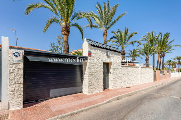 Endursala - EINBÝLISHÚS - Torrevieja - Rocio del Mar