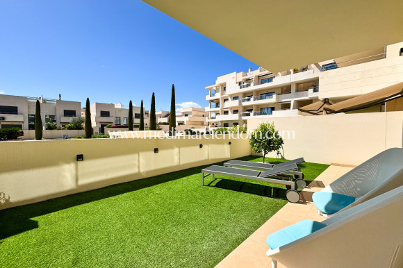 Endursala - Íbúð - Orihuela Costa - Urbanización Montezenia-Torrezenia