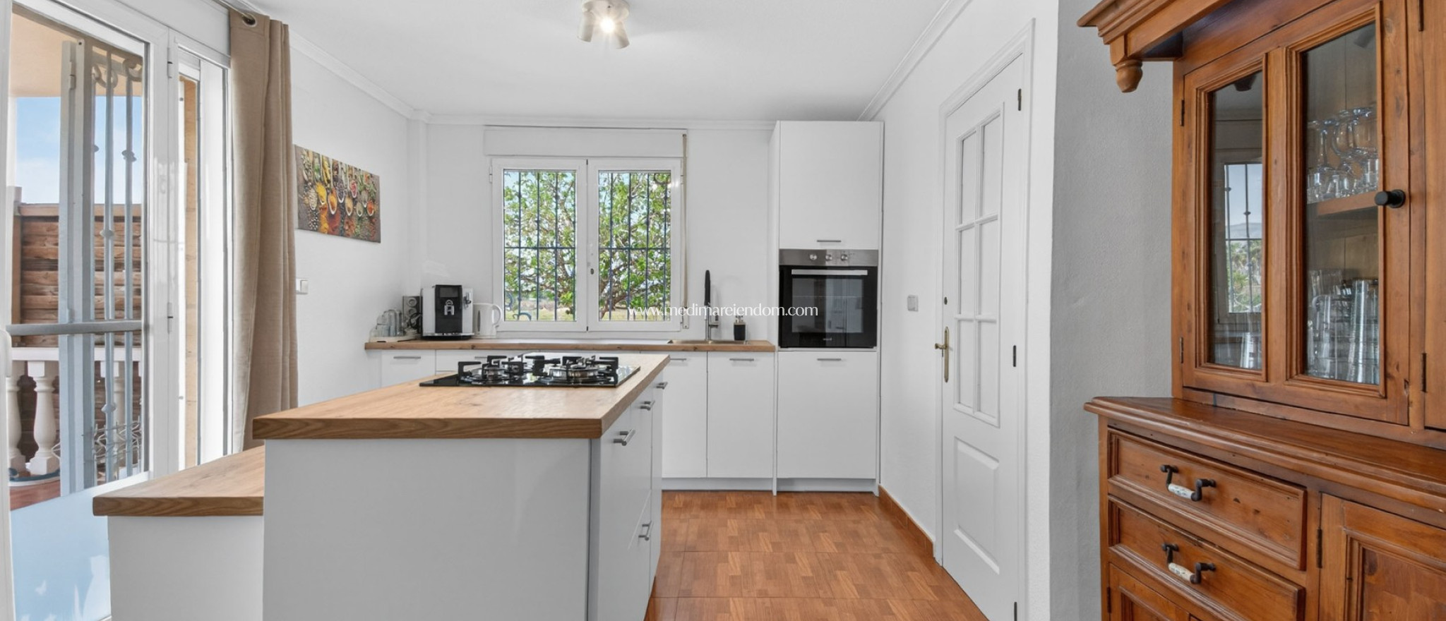 Endursala - Landsbyggð - Albatera