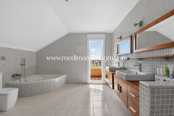 Endursala - Landsbyggð - Albatera