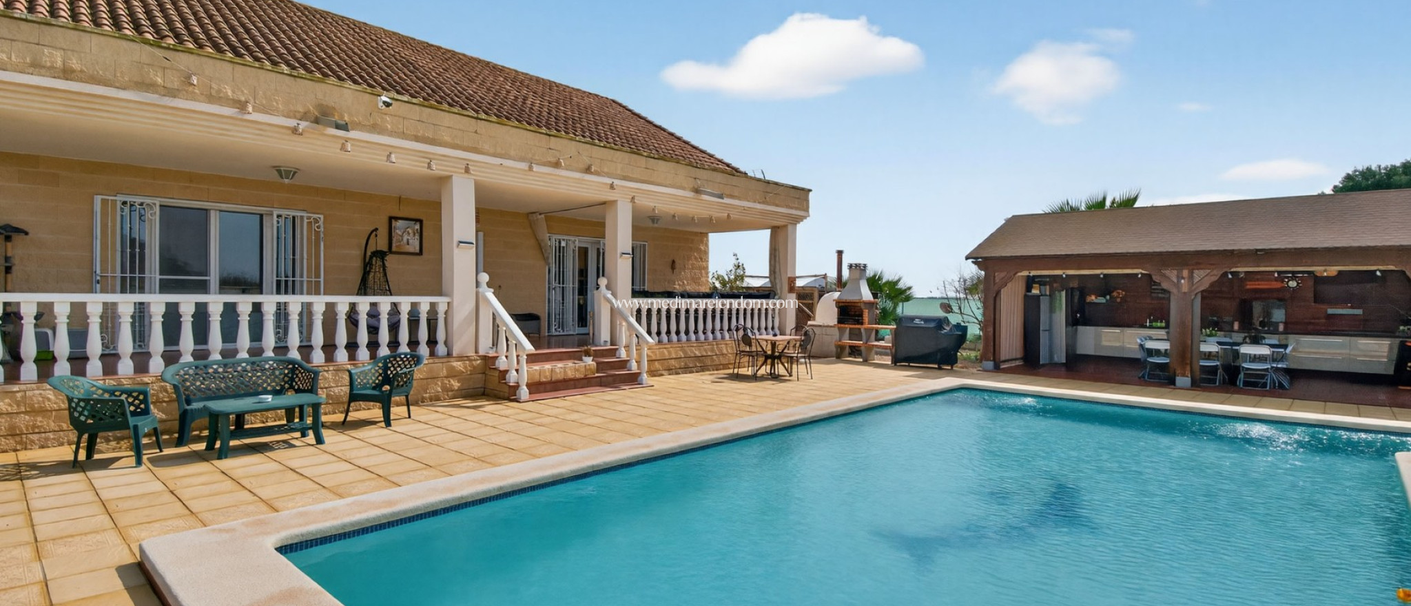 Endursala - Landsbyggð - Albatera