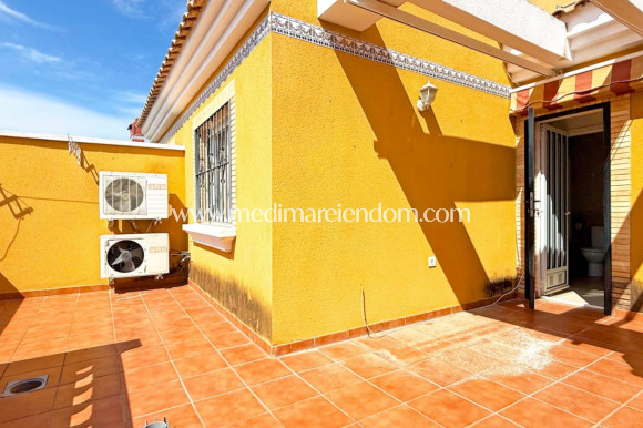 Endursala - Raðhús - Torrevieja - La Siesta - El Salado -  Torreta