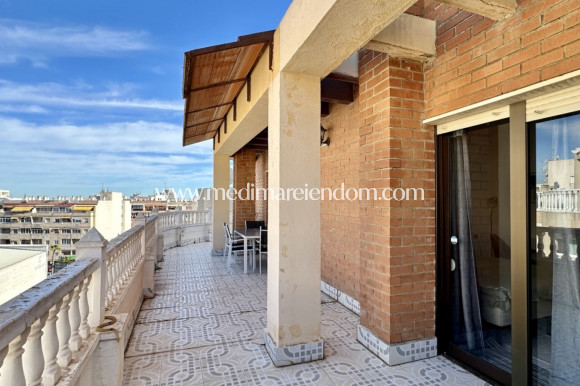 Íbúð - Endursala - Torrevieja - Torrevieja