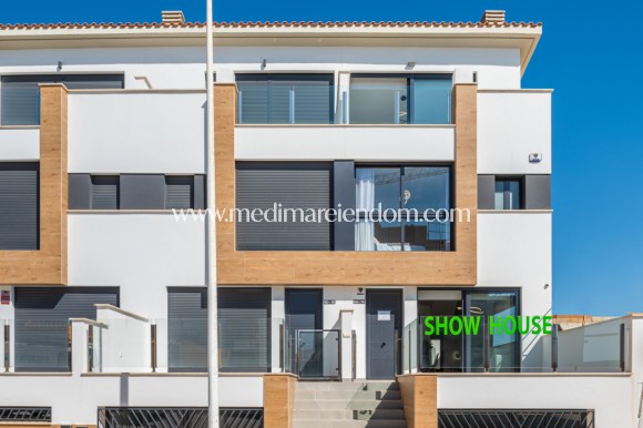 Maison Mitoyenne - Nouvelle Construction - Guardamar del Segura - M7198