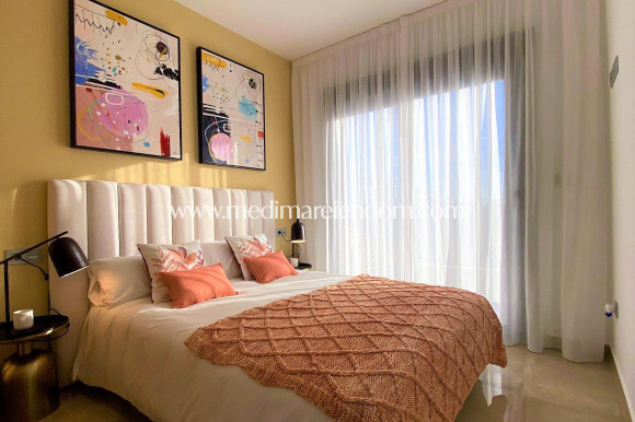 Neubauten - Bungalow - Pilar de la Horadada - Polideportivo