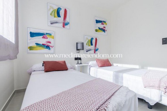 Neubauten - Bungalow - Torrevieja - Los Balcones