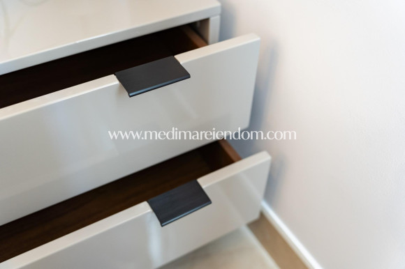 Neubauten - Quad House - Gran Alacant - Centro Comercial Ga