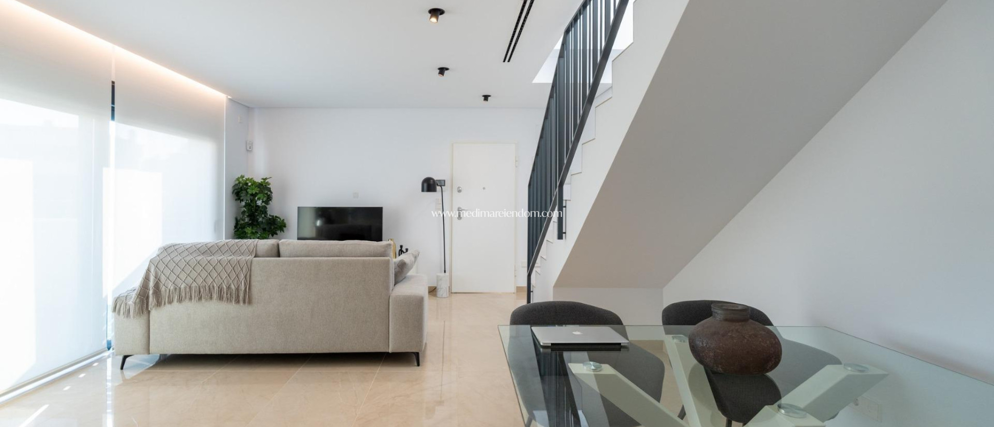 Neubauten - Quad House - Gran Alacant - Centro Comercial Ga