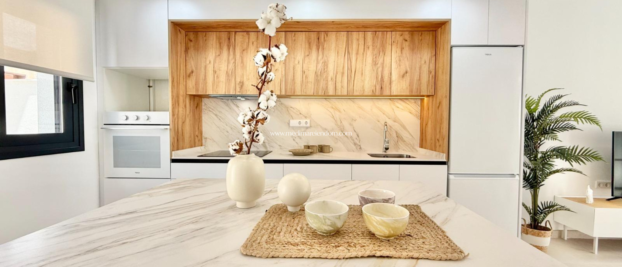 Neubauten - Reihenhaus - Cox - Sin Zona