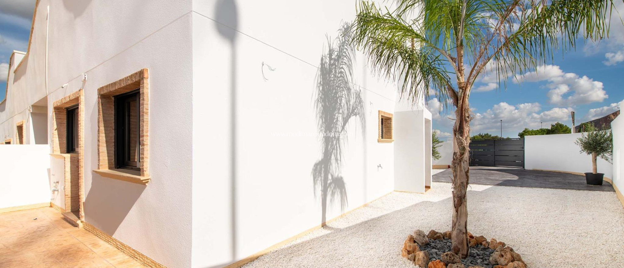 New build - Town House - Cox - San Fernando