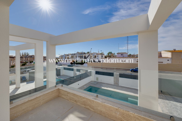 New build - Villa - Torrevieja