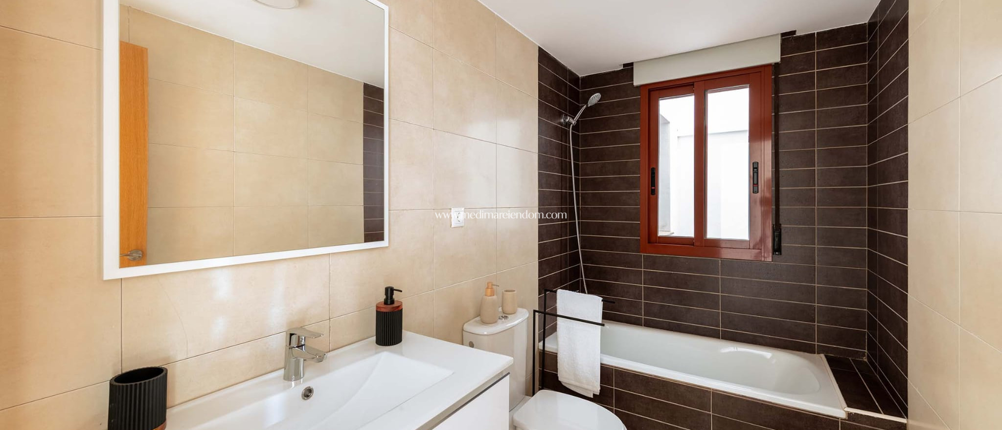 Nieuw gebouw - Appartement - Jerónimo y Avileses