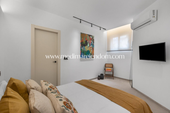 Nieuw gebouw - Appartement - Torrevieja - Playa Los Naufragos