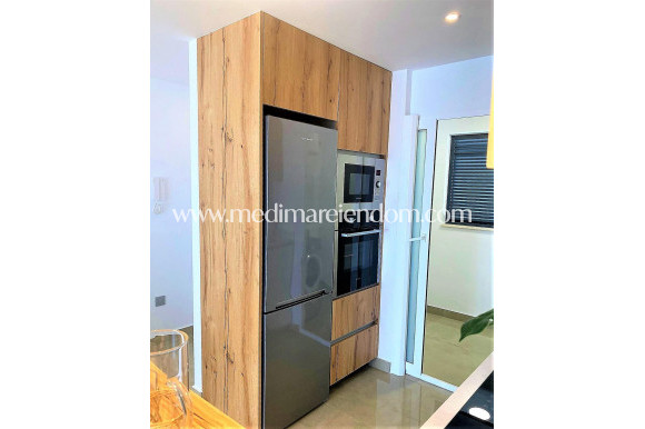 Nieuw gebouw - Bungalow - Pilar de la Horadada - Polideportivo