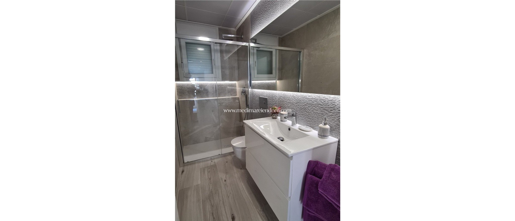 Nieuw gebouw - Geschakelde Woning - Avileses