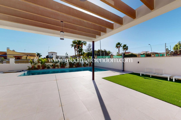 Nieuw gebouw - Geschakelde Woning - Orihuela Costa - Montezenia