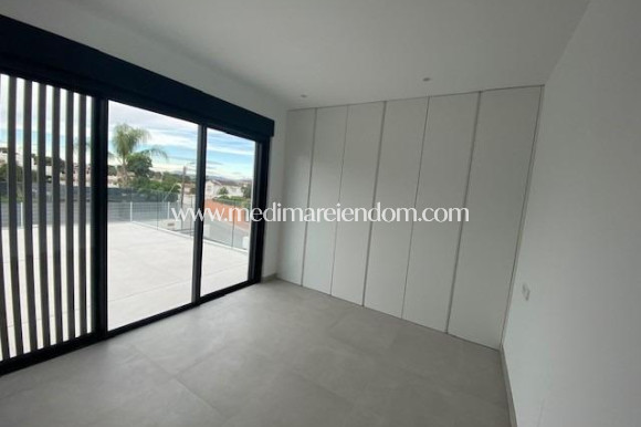 Nieuw gebouw - Geschakelde Woning - Orihuela Costa - Montezenia