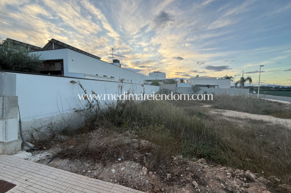 Nieuw gebouw - Perceel / Land - Formentera del Segura