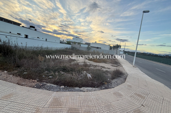 Nieuw gebouw - Perceel / Land - Formentera del Segura