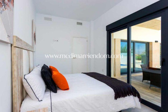 Nieuw gebouw - Villa - Daya Nueva - Centro