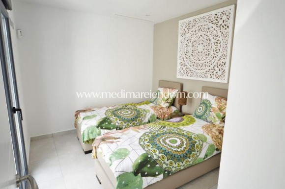 Nieuw gebouw - Villa - Daya Nueva - Centro