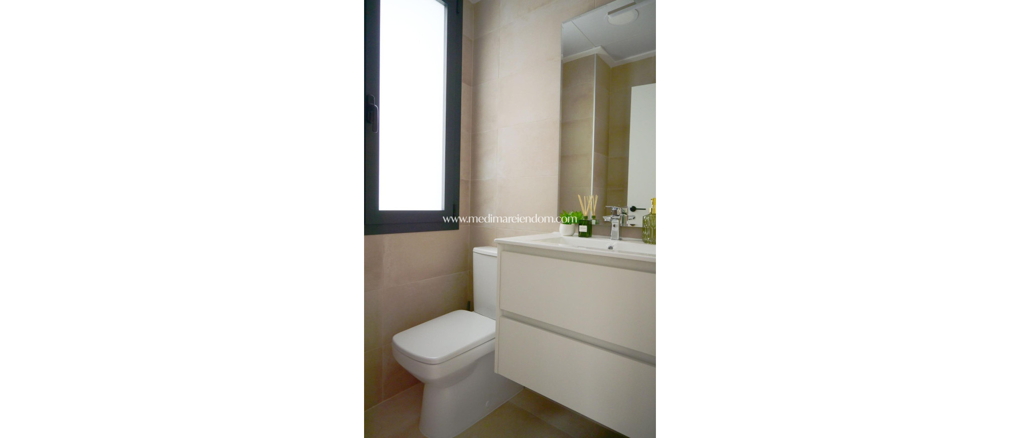 Nieuw gebouw - Villa - Dolores - polideportivo