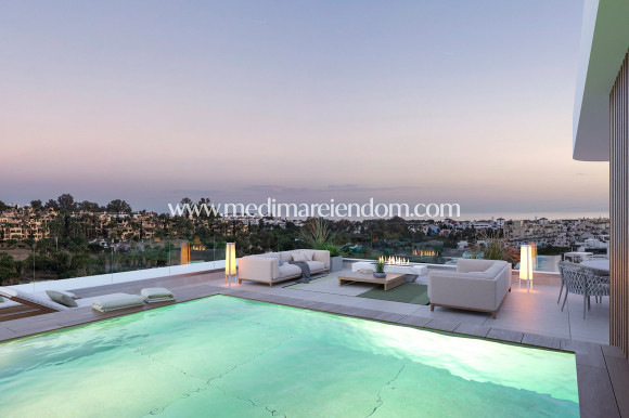 Nieuw gebouw - Villa - Estepona
