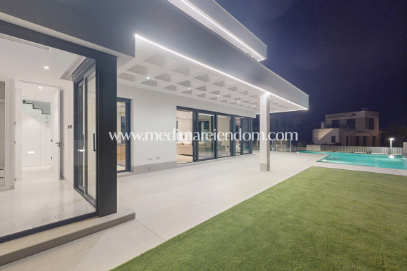 Nieuw gebouw - Villa - Finestrat