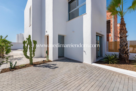 Nieuw gebouw - Villa - Los Alcazares - Serena Golf