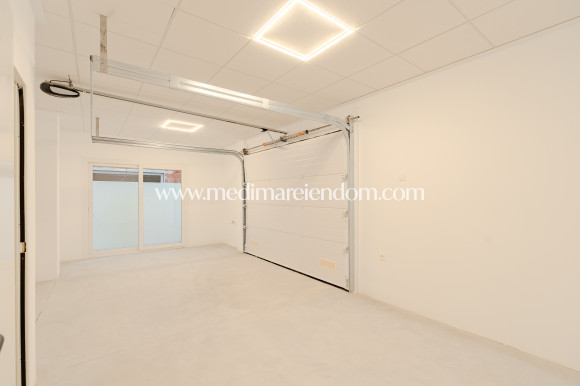 Nieuw gebouw - Villa - Los Alcazares