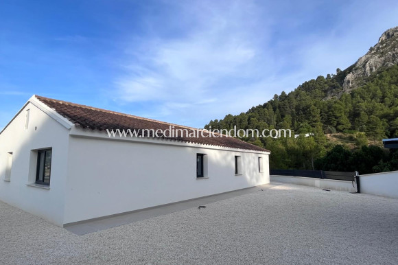Nieuw gebouw - Villa - Penaguila - Penáguila