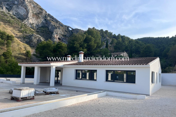 Nieuw gebouw - Villa - Penaguila - Penáguila