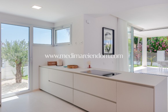 Nieuw gebouw - Villa - San Pedro de Alcántara 